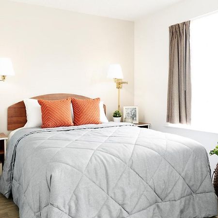 Intown Suites Extended Stay Atlanta Ga - Форест-Парк Экстерьер фото